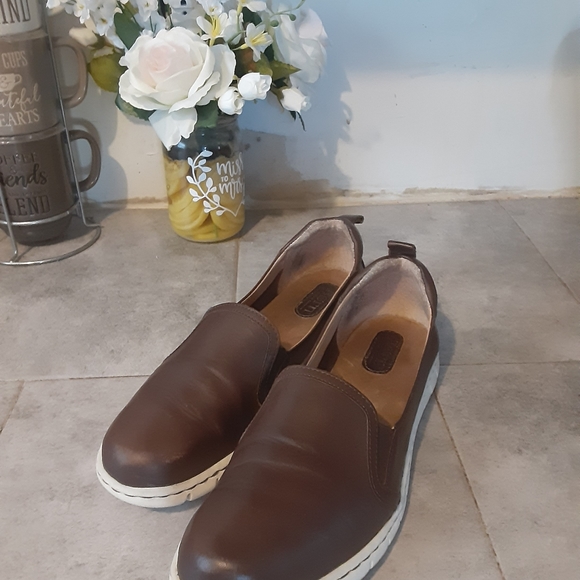 BORN SIZE  9 - Picture 4 of 5